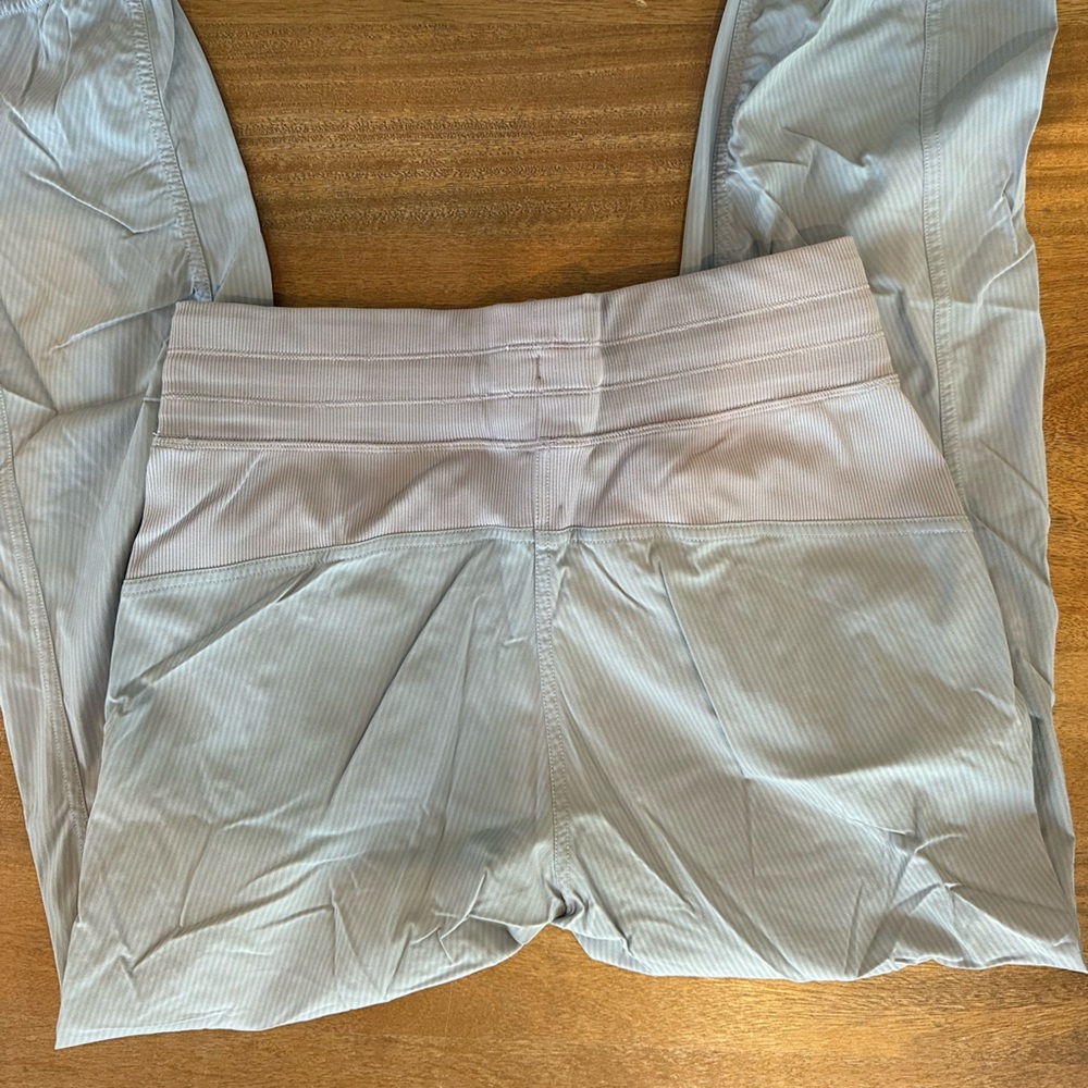 Lululemon dance studio Blue Jogger Pants - Picture 5 of 5